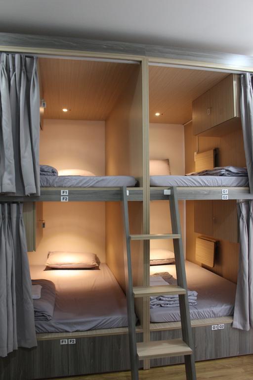 Bunk Bed Mixed Dormitory Room,440958024:JPEG